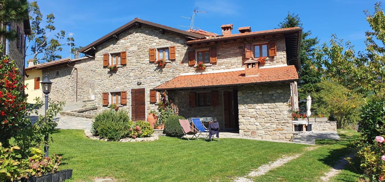 La Sala Vecchia - Lovely Tuscan Holiday House Badia Prataglia, Casentino Valley Chiusi della Verna Exterior photo